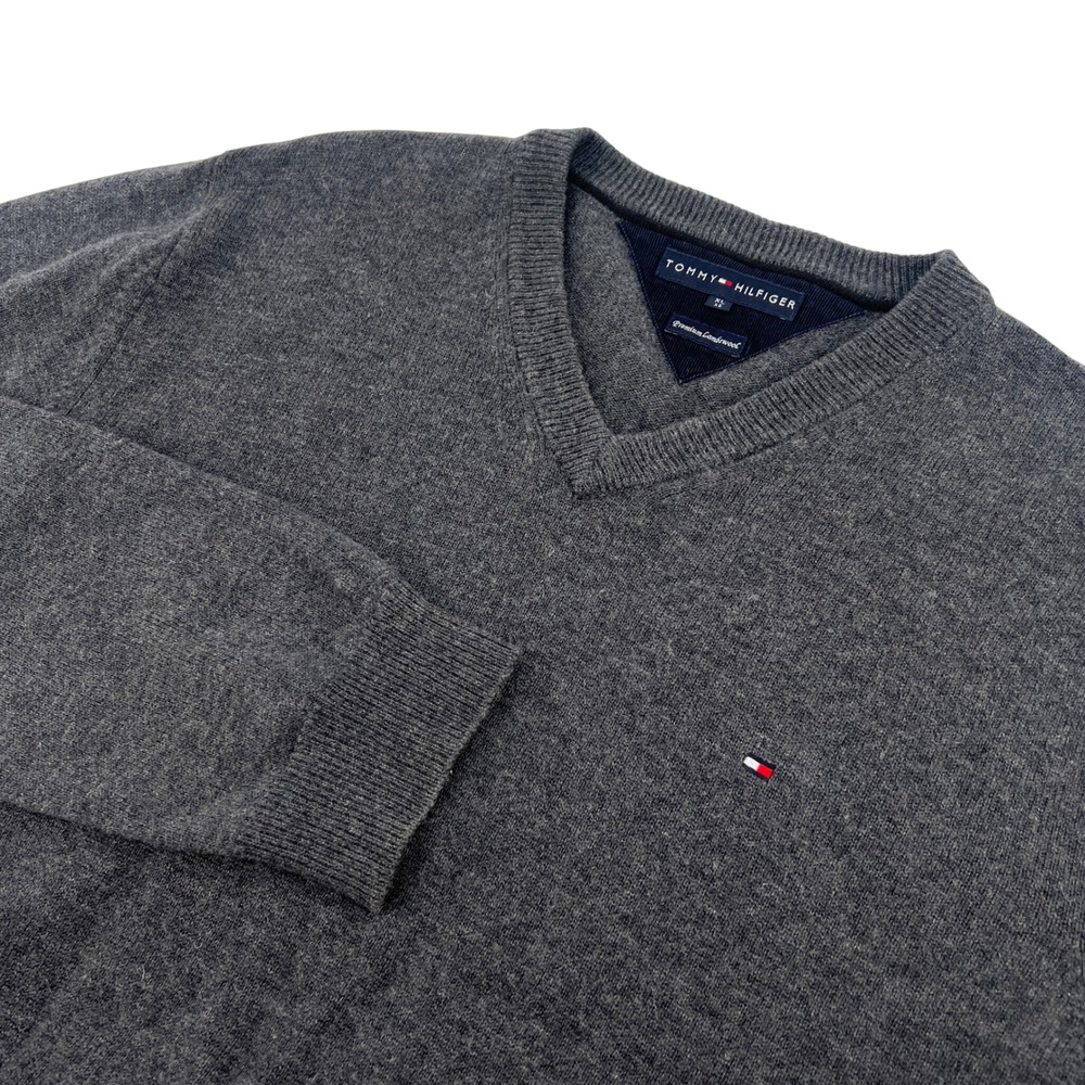 Tommy Hilfiger Mens XL Gray 100% Premium Lambswool V-Neck Sweater Charcoal Knit